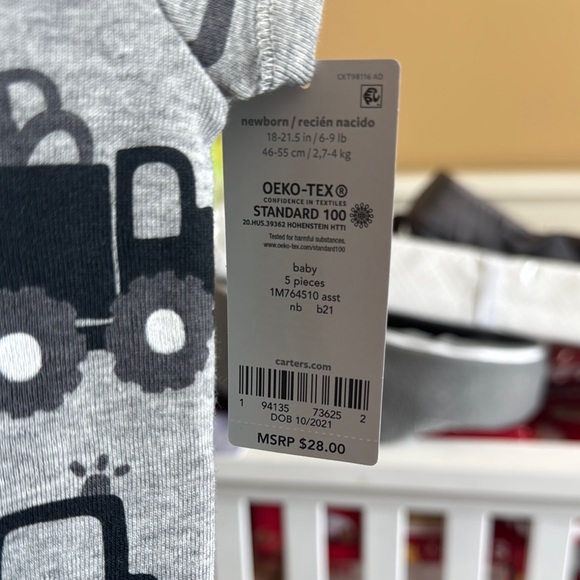 Carters Bodysuit Baby Onesies 5 Piece Set - Picture 4 of 4